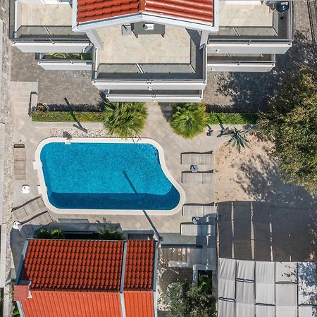 Villa Em Makarska Eksteriør billede