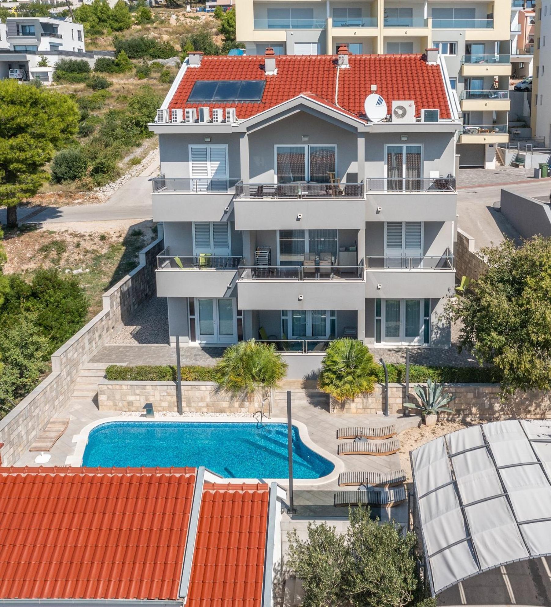 Villa Em Makarska Eksteriør billede