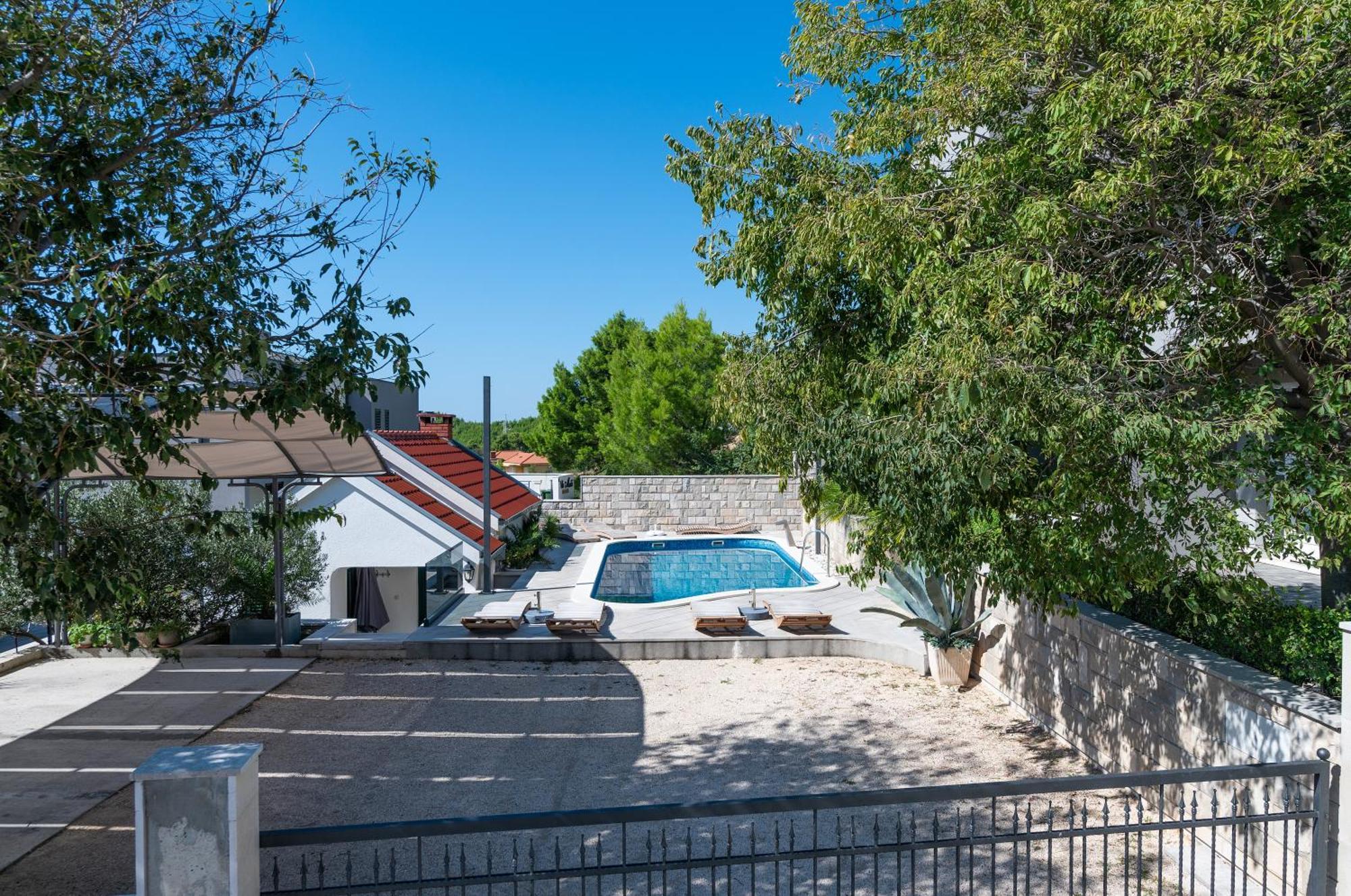 Villa Em Makarska Eksteriør billede