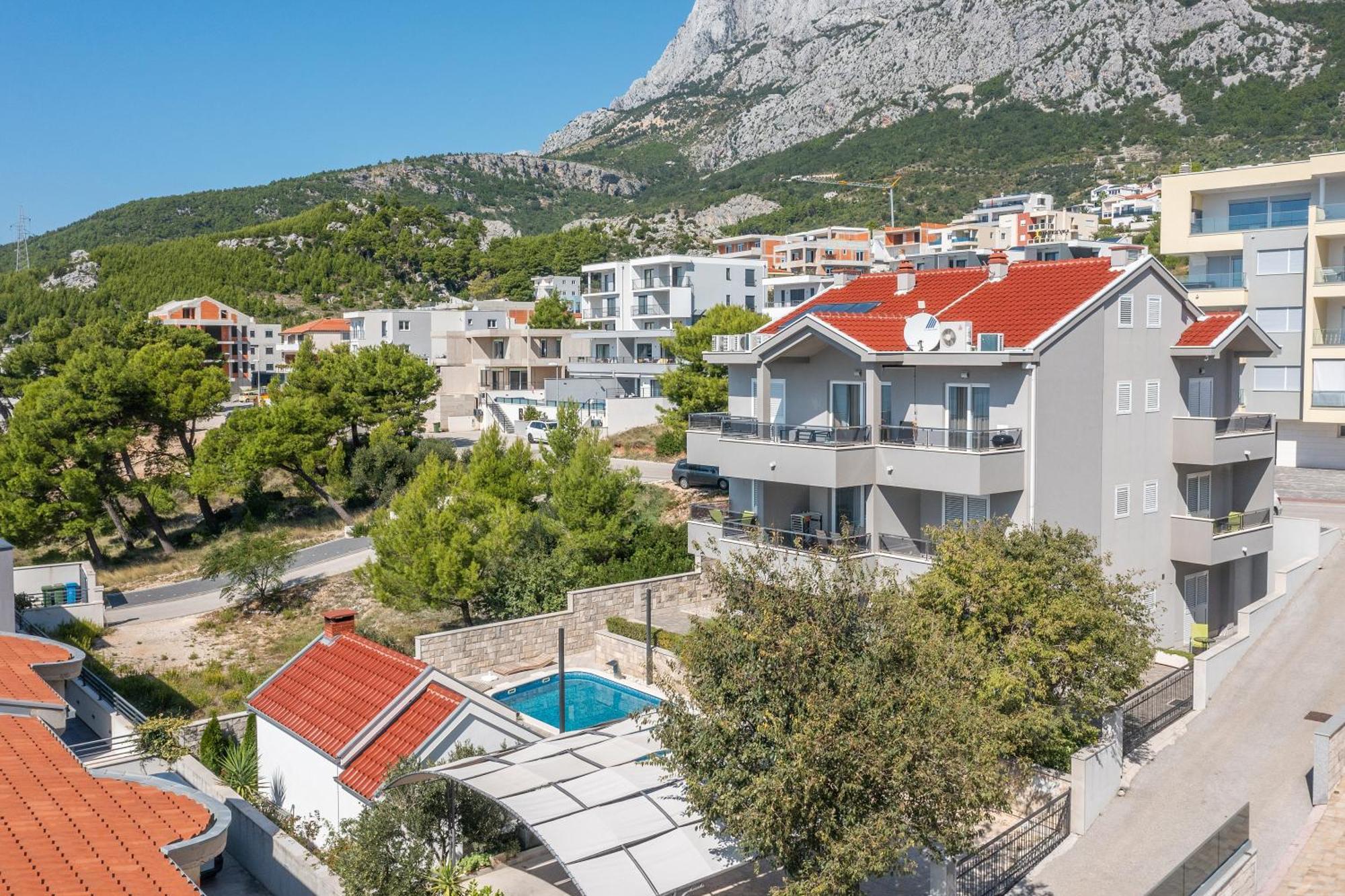 Villa Em Makarska Eksteriør billede