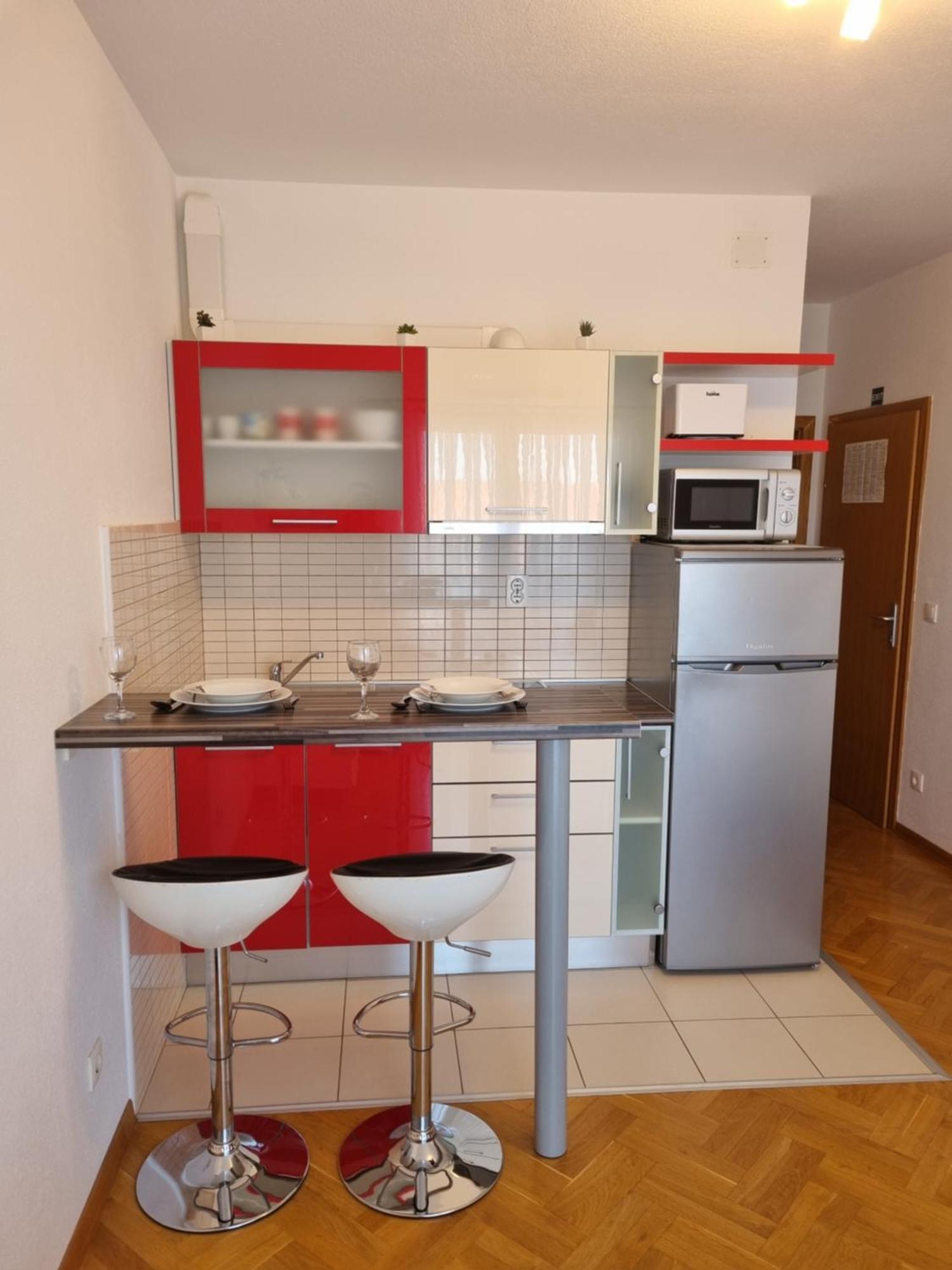 Villa Em Makarska Eksteriør billede