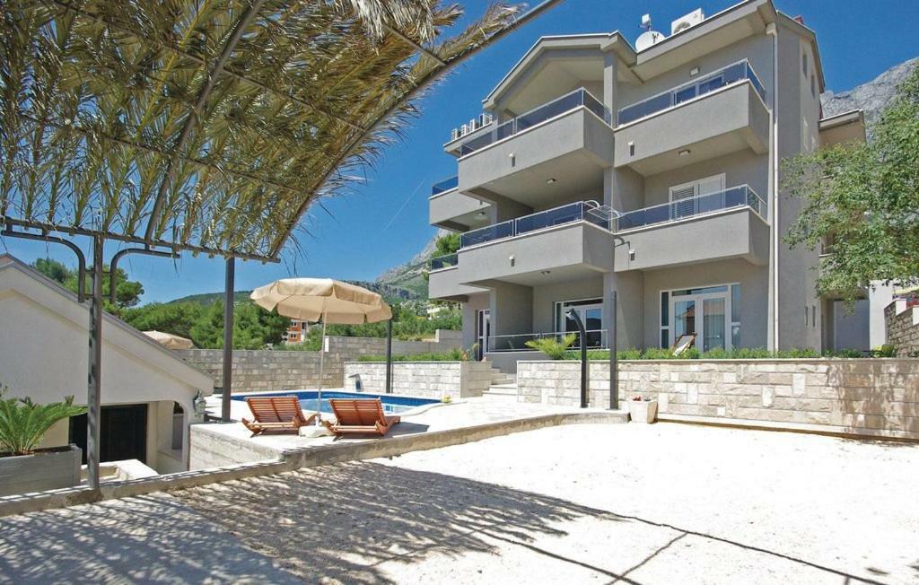 Villa Em Makarska Eksteriør billede