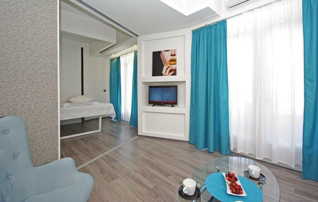 Villa Em Makarska Eksteriør billede