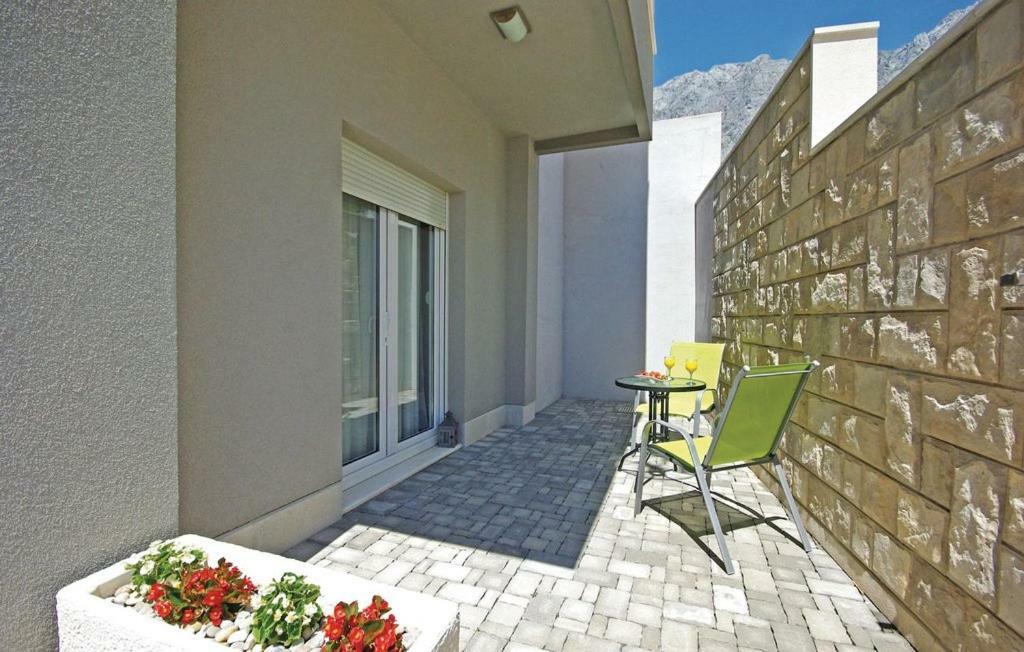 Villa Em Makarska Eksteriør billede